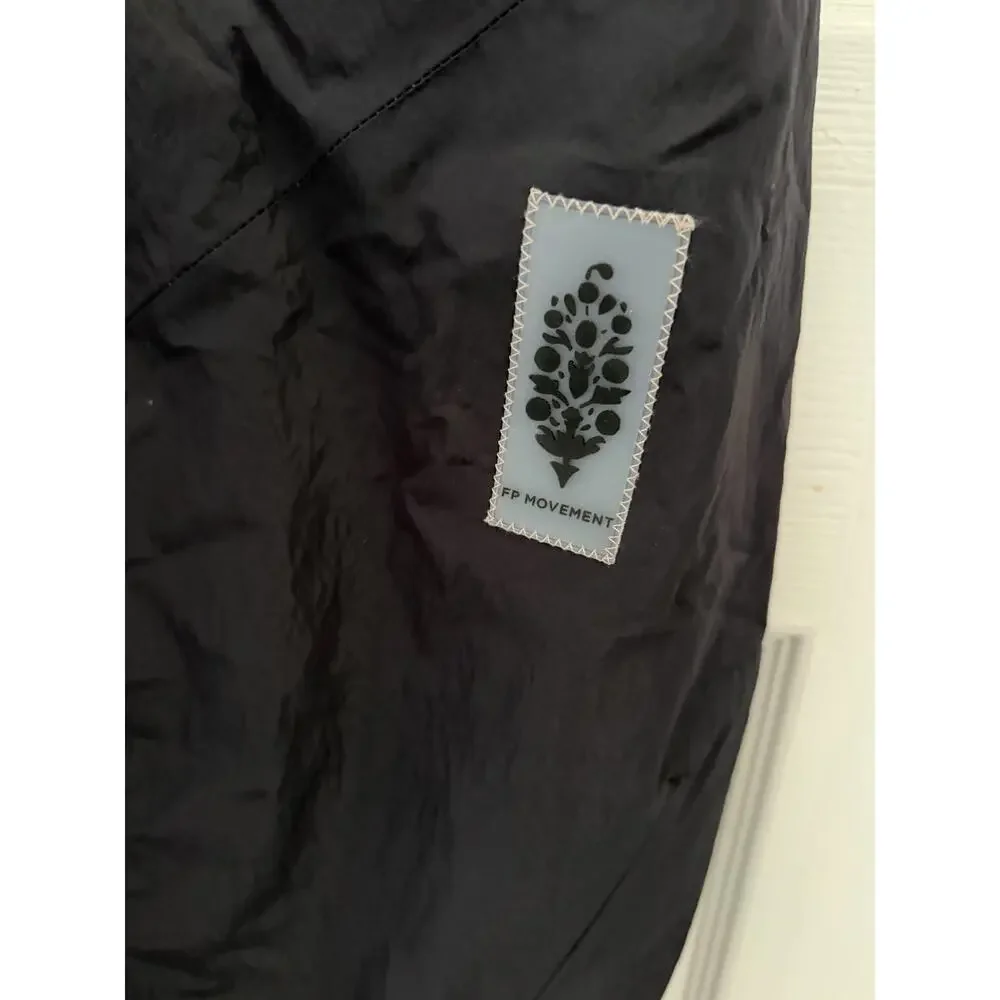 Free People Care FP Movement On The Ascend Solid Insulated Bib NWT Medium